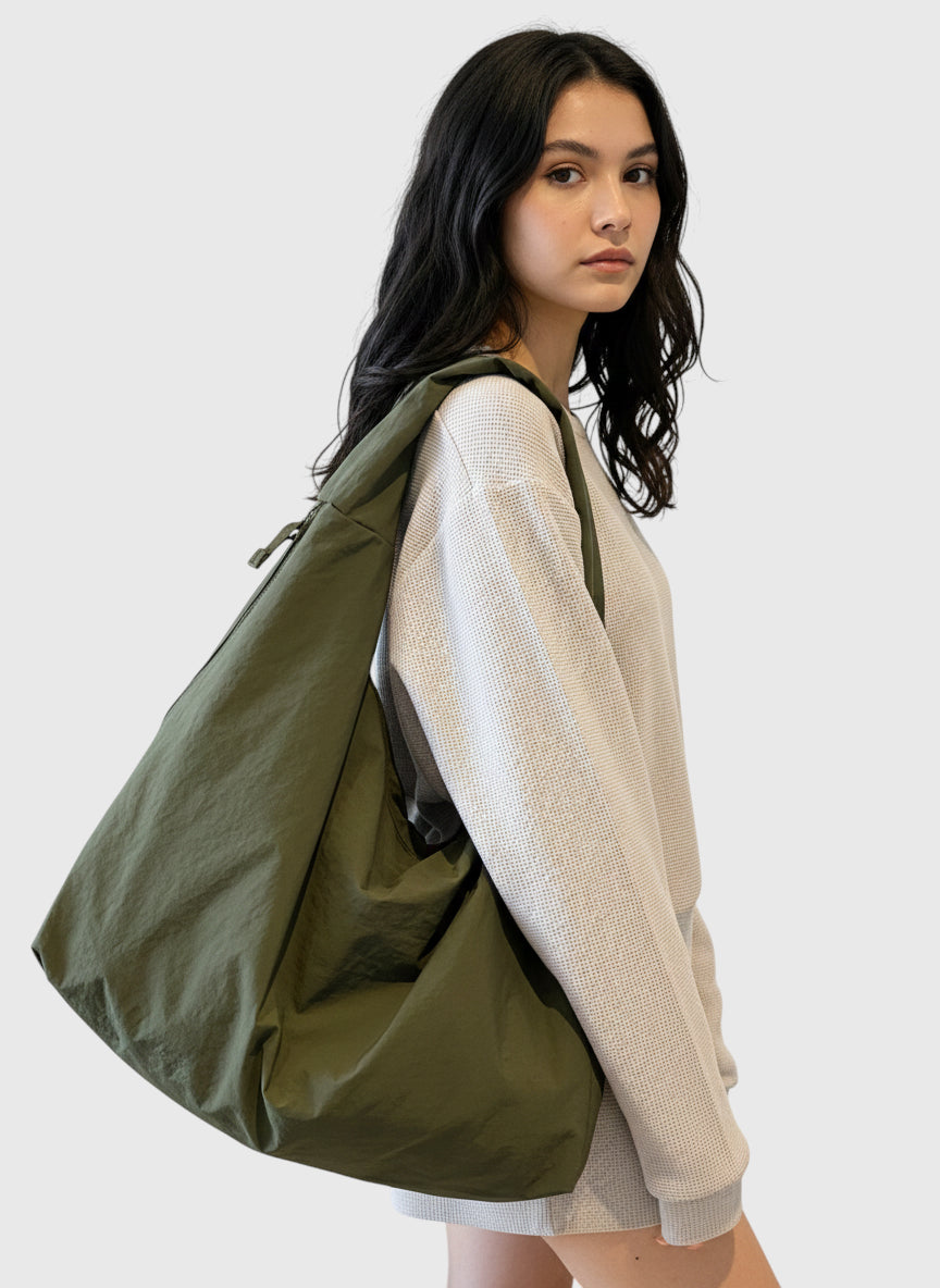 Sac hobo en nylon oversize - Le Colossal
