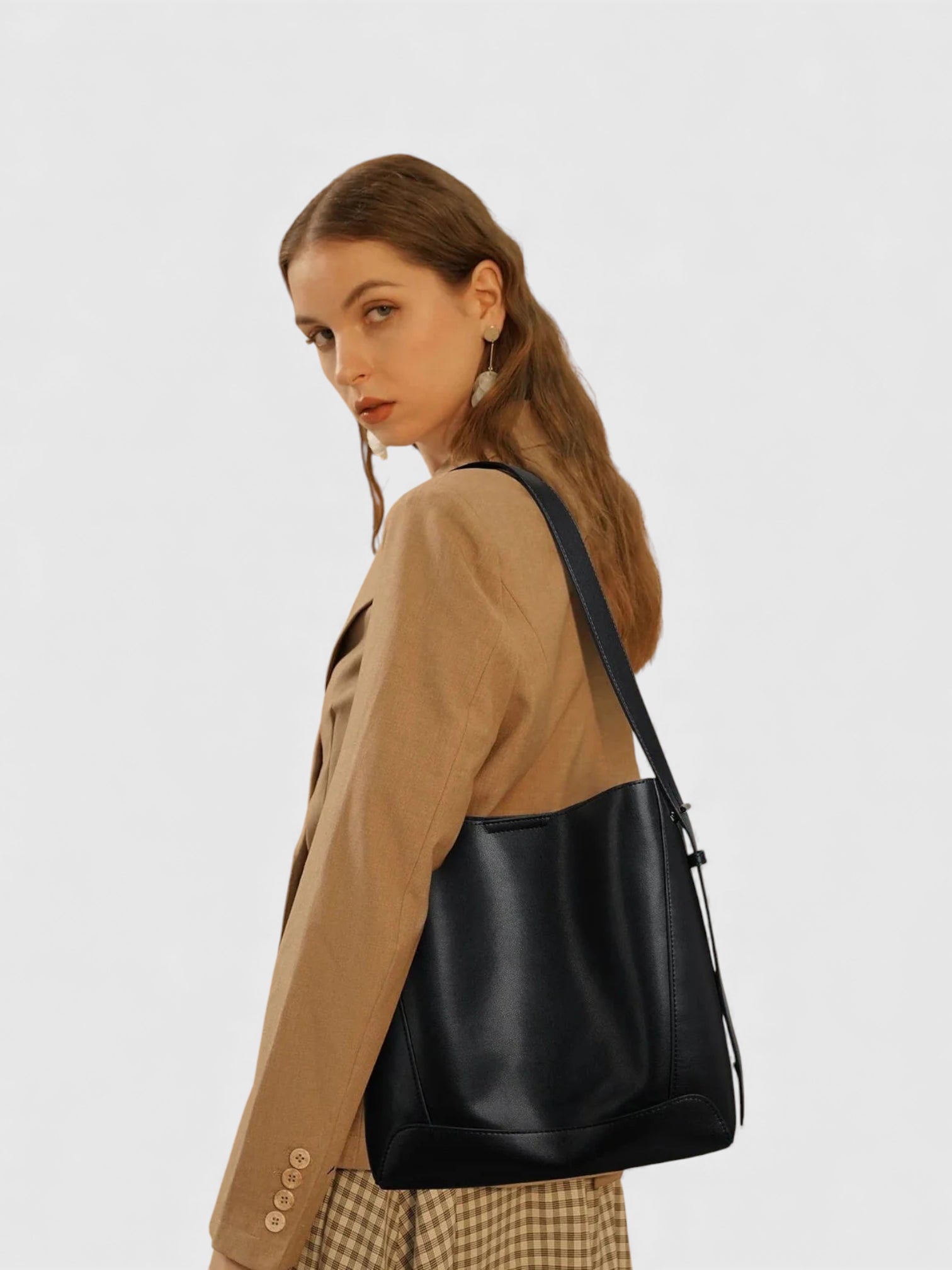 Sac bandoulière hobo en cuir fendu - Le Rustique