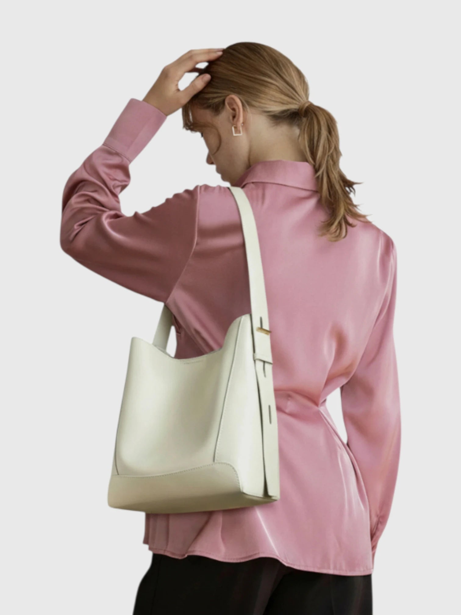 Sac bandoulière hobo en cuir fendu - Le Rustique