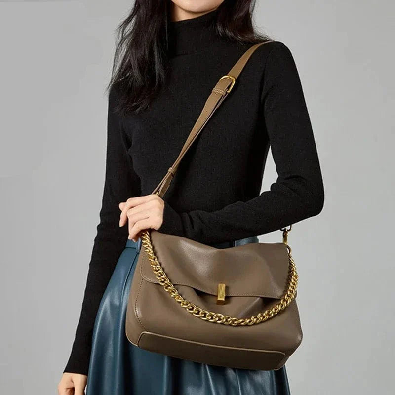 Sac bandoulière chaîne doré taupe en cuir Khaki