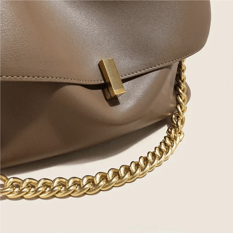 Sac bandoulière chaîne doré taupe en cuir Khaki