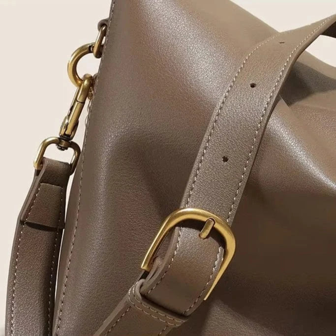 Sac bandoulière chaîne doré taupe en cuir Khaki