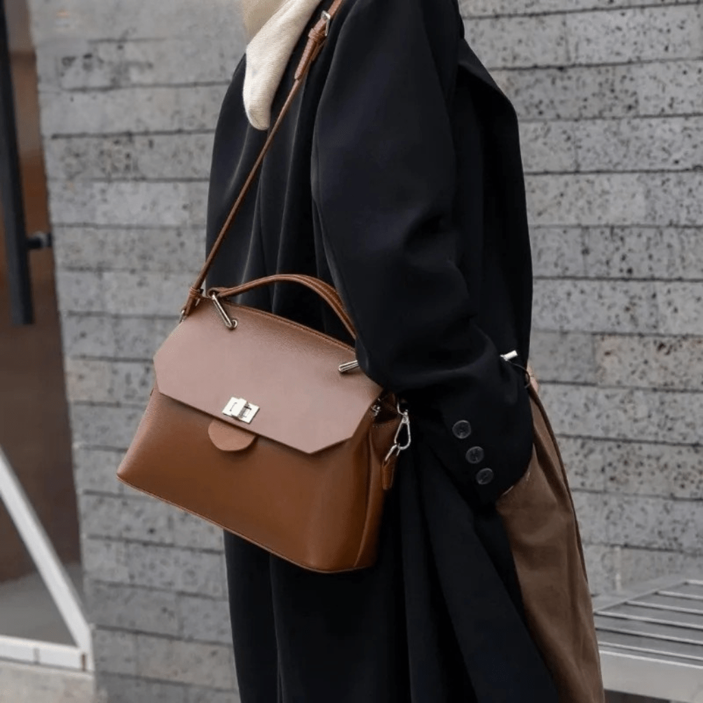 Sac bandoulière femme carré avec rabat