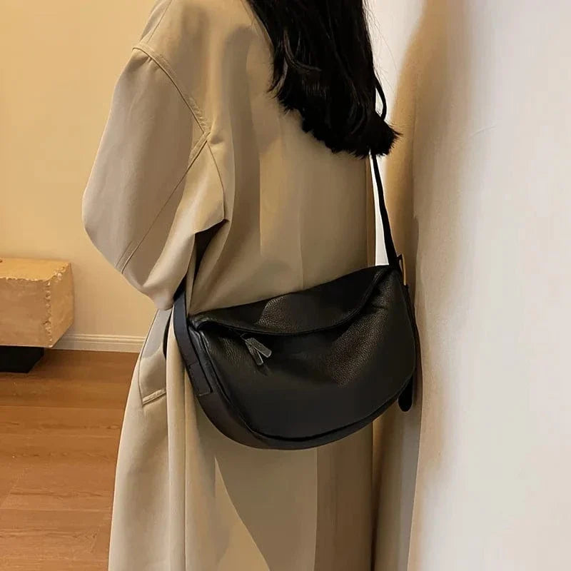 Sac bandoulière femme demi lune