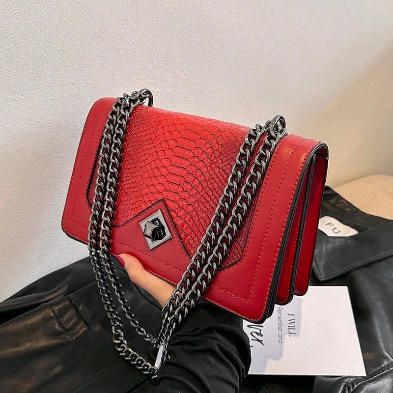 Sac bandoulière imitation croco avec chaîne Rouge