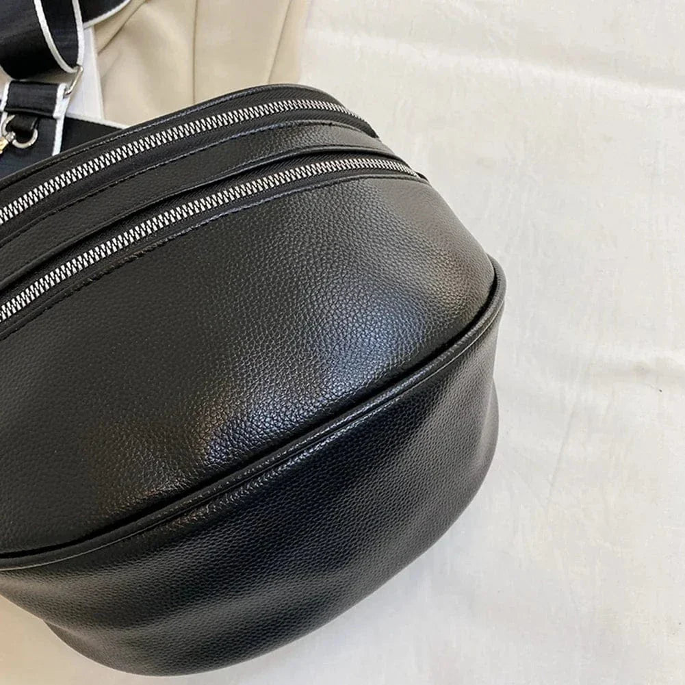 Sac bandoulière multi-poches avec pochette