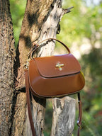 Sac besace cuir marron élégant